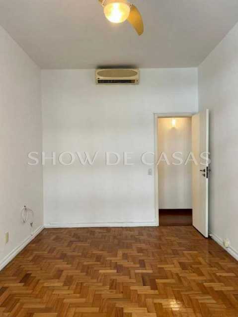 Apartamento à venda com 3 quartos, 140m² - Foto 6