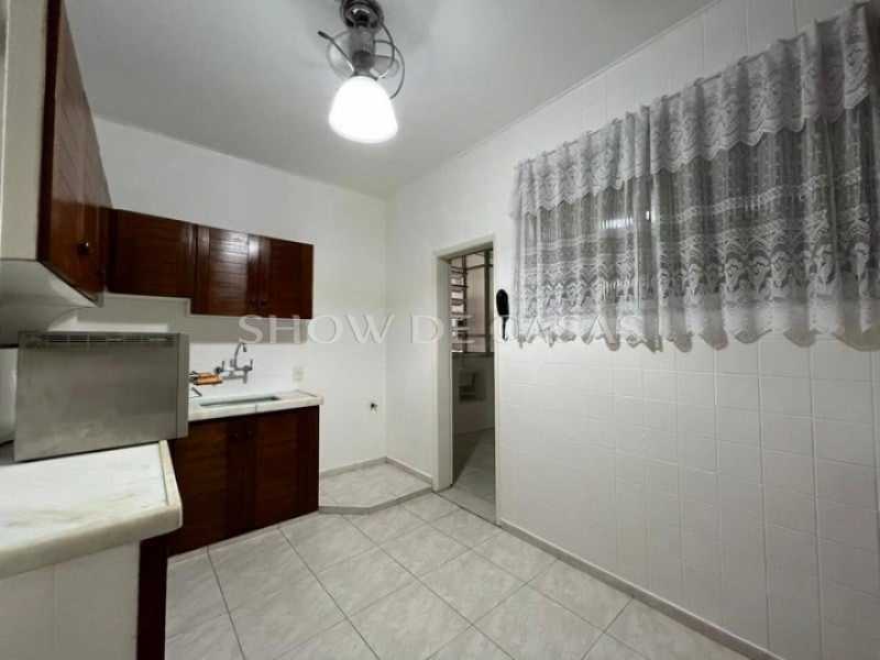 Apartamento à venda com 3 quartos, 140m² - Foto 13