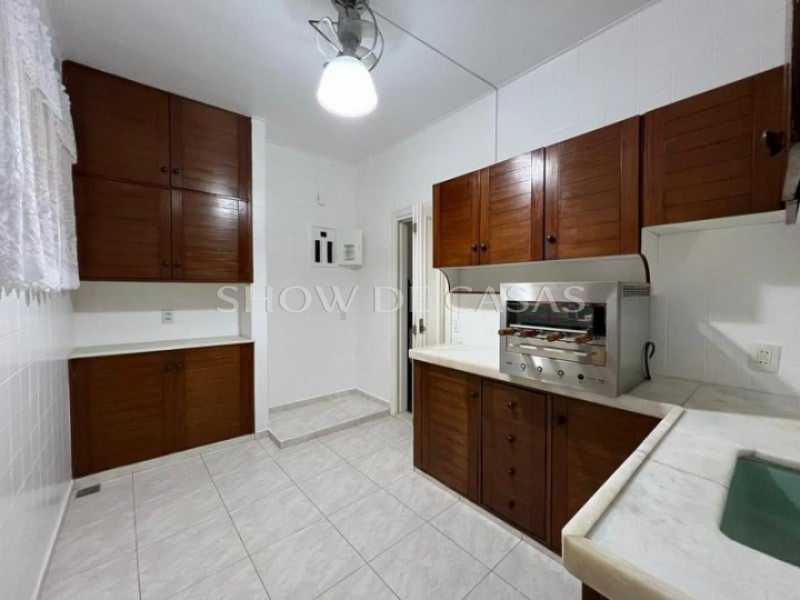 Apartamento à venda com 3 quartos, 140m² - Foto 14