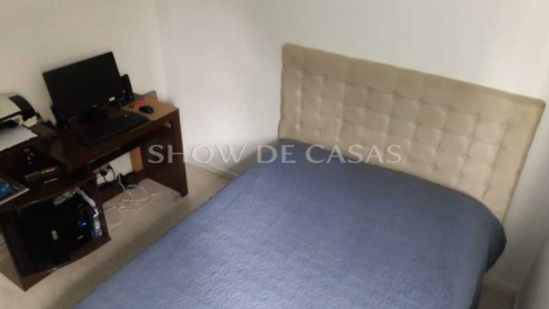 Apartamento à venda com 2 quartos, 70m² - Foto 8