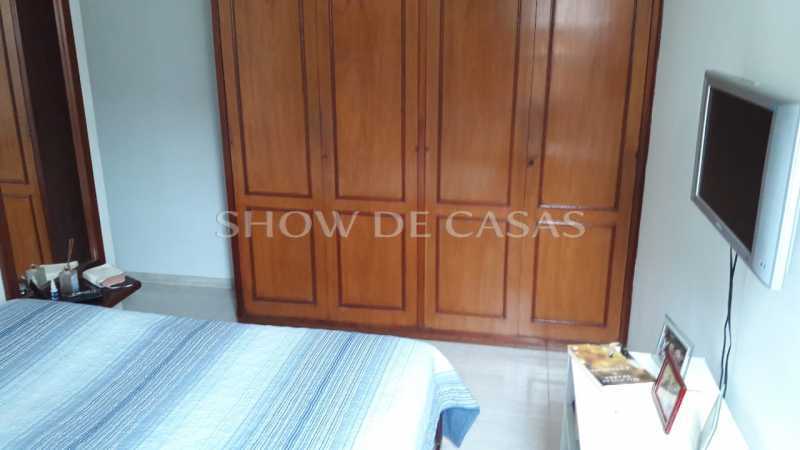 Apartamento à venda com 2 quartos, 70m² - Foto 13