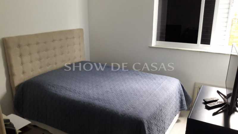 Apartamento à venda com 2 quartos, 70m² - Foto 9