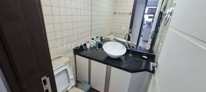 Apartamento à venda com 2 quartos, 78m² - Foto 6