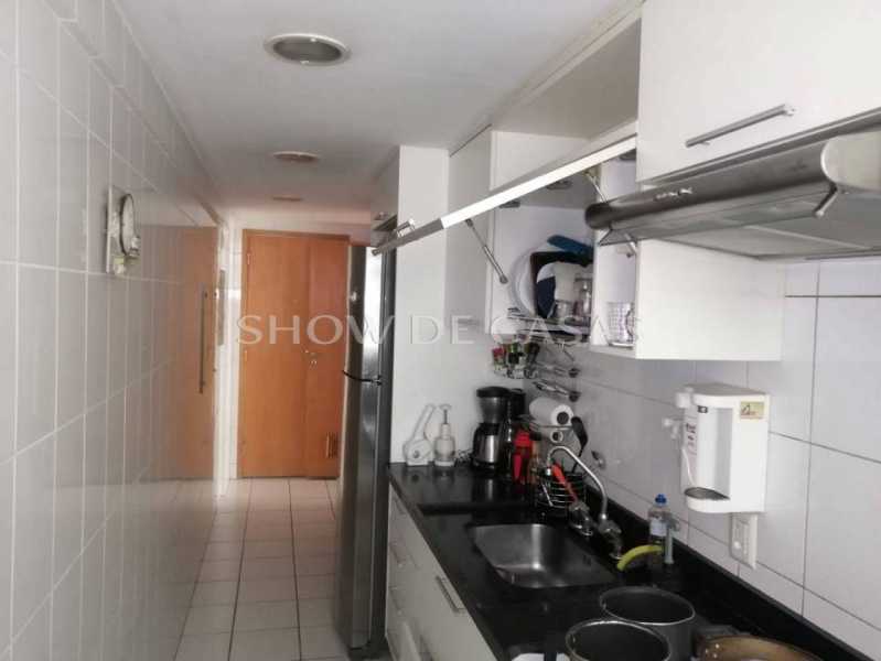 Apartamento à venda com 3 quartos, 95m² - Foto 10