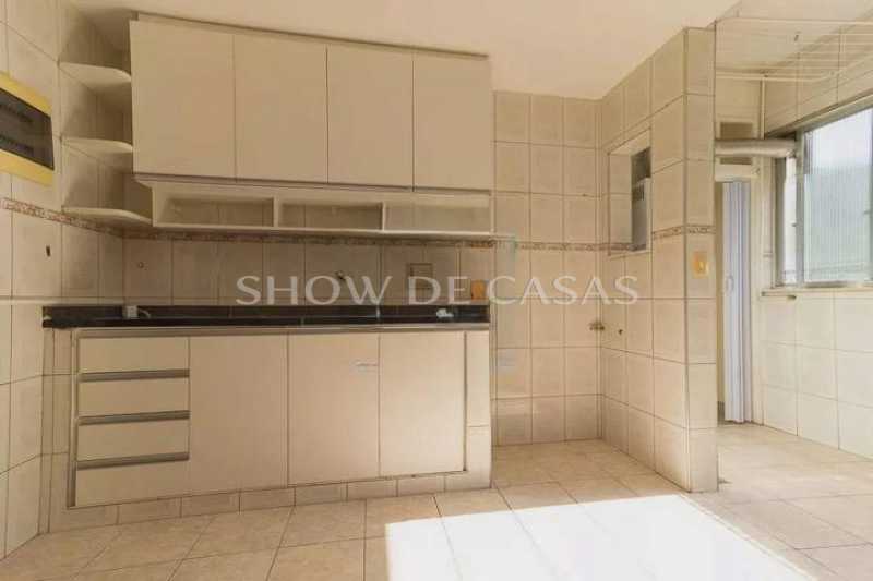 Apartamento à venda com 3 quartos, 105m² - Foto 13