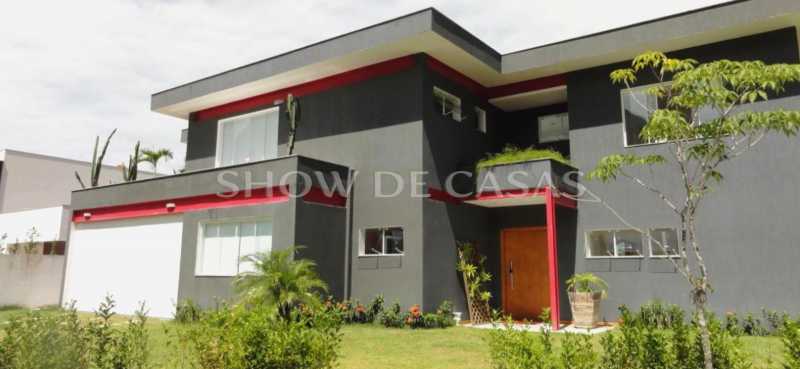 Casa de Condomínio à venda com 4 quartos, 400m² - Foto 1