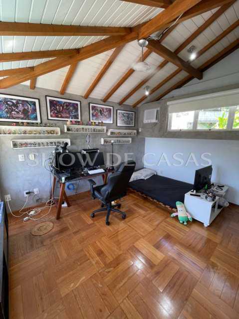 Casa de Condomínio à venda com 4 quartos, 485m² - Foto 24