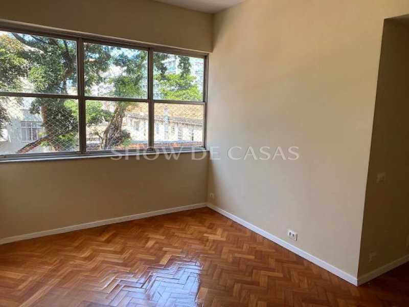 Apartamento à venda com 2 quartos, 62m² - Foto 1