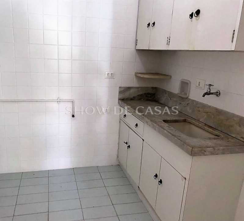 Apartamento à venda com 2 quartos, 62m² - Foto 10