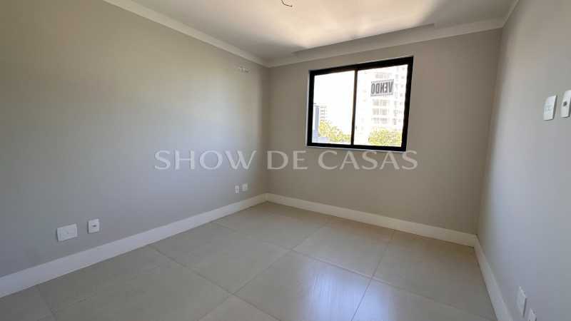 Casa de Condomínio à venda com 5 quartos, 380m² - Foto 18