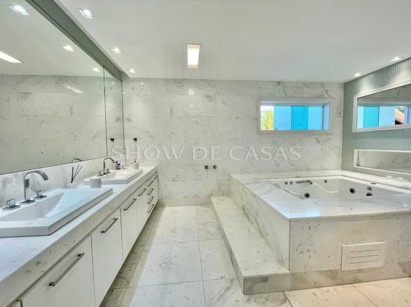 Casa de Condomínio à venda com 6 quartos, 780m² - Foto 9