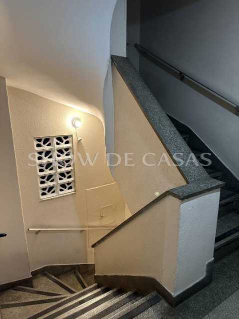 Apartamento à venda com 2 quartos, 80m² - Foto 19