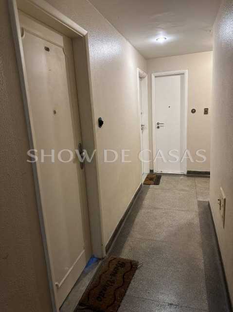 Apartamento à venda com 2 quartos, 80m² - Foto 18