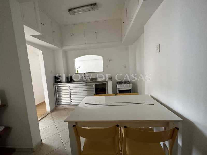 Apartamento à venda com 2 quartos, 80m² - Foto 13