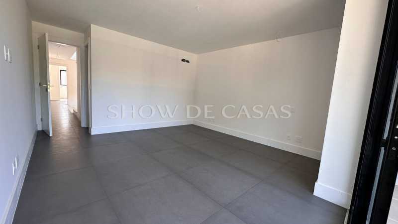 Casa de Condomínio à venda com 4 quartos, 350m² - Foto 18