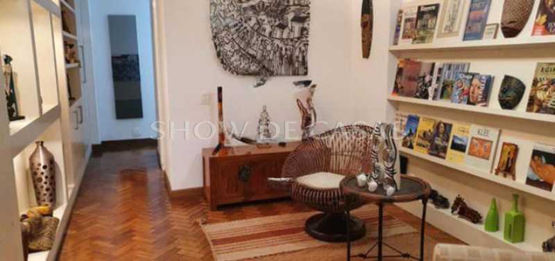 Apartamento à venda com 3 quartos, 210m² - Foto 8