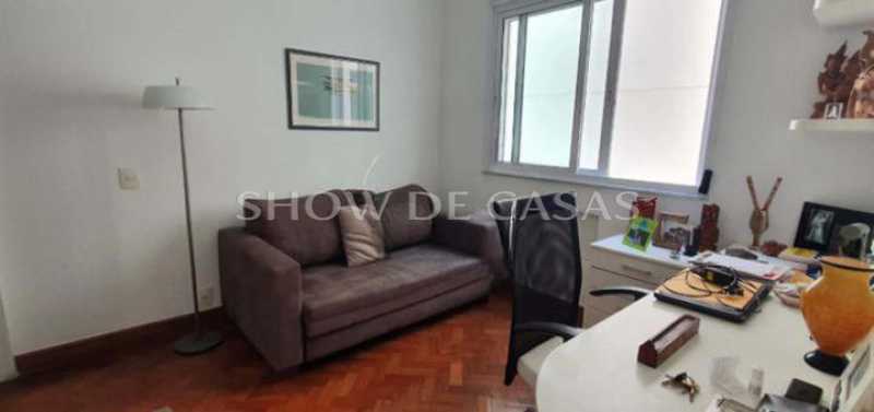 Apartamento à venda com 3 quartos, 210m² - Foto 14