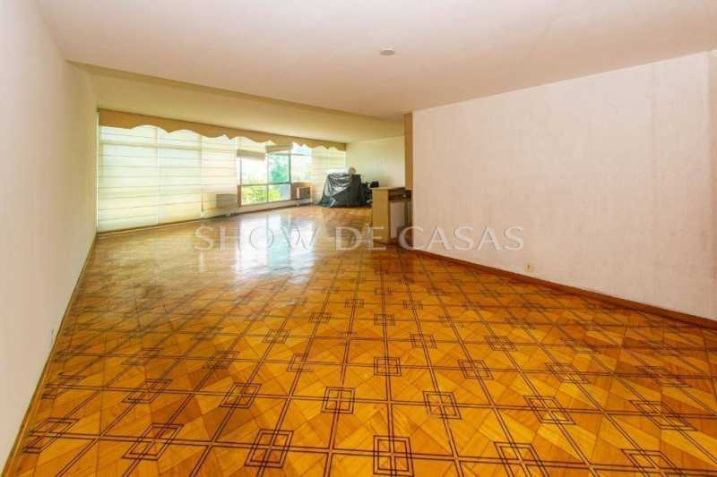 Apartamento à venda com 4 quartos, 258m² - Foto 4