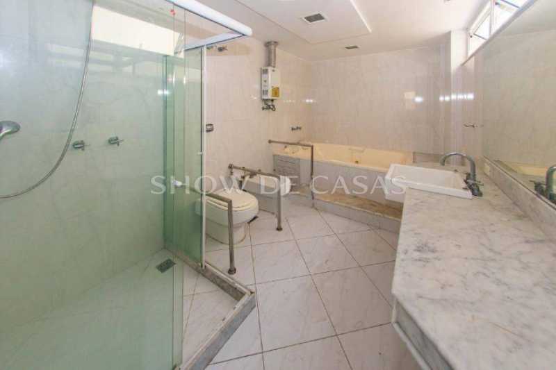 Apartamento à venda com 4 quartos, 258m² - Foto 13