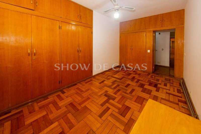 Apartamento à venda com 4 quartos, 258m² - Foto 18