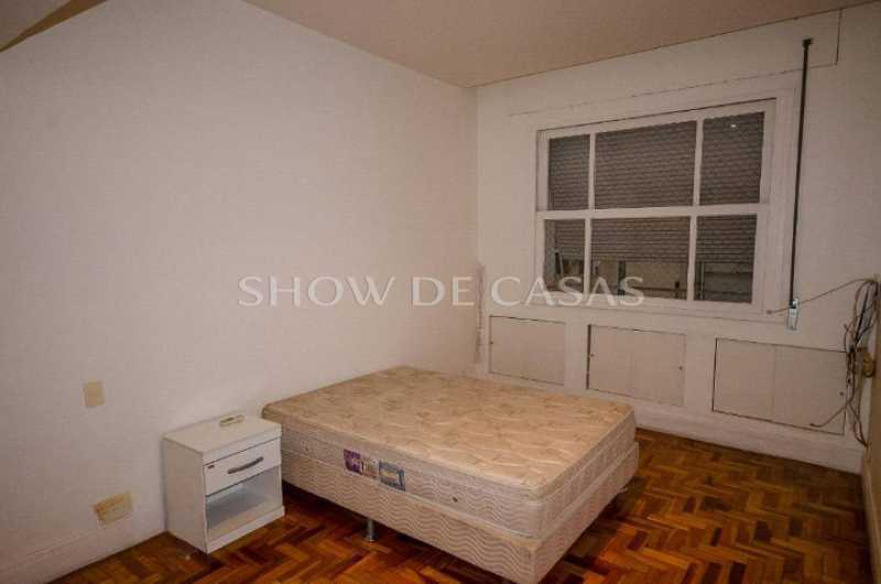 Apartamento à venda com 3 quartos, 258m² - Foto 9