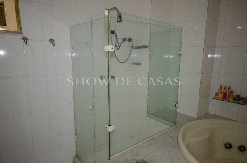 Apartamento à venda com 3 quartos, 258m² - Foto 15