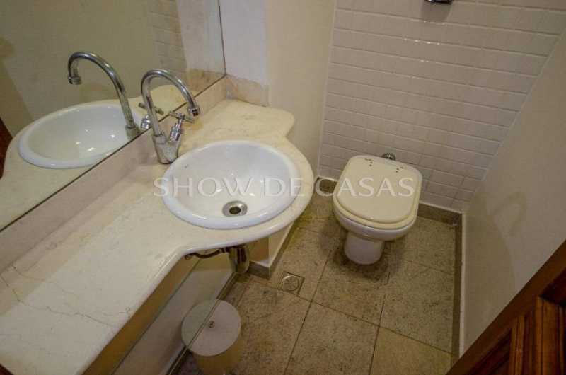 Apartamento à venda com 3 quartos, 258m² - Foto 18