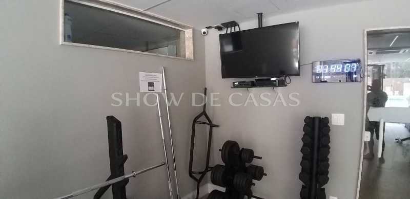 Apartamento à venda com 2 quartos, 142m² - Foto 27