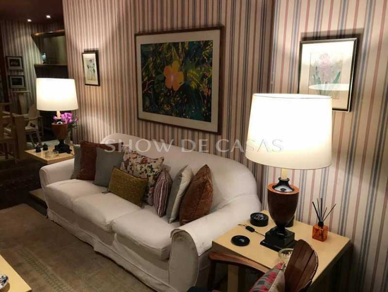 Apartamento à venda com 2 quartos, 142m² - Foto 4