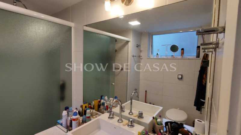 Apartamento à venda com 4 quartos, 230m² - Foto 21