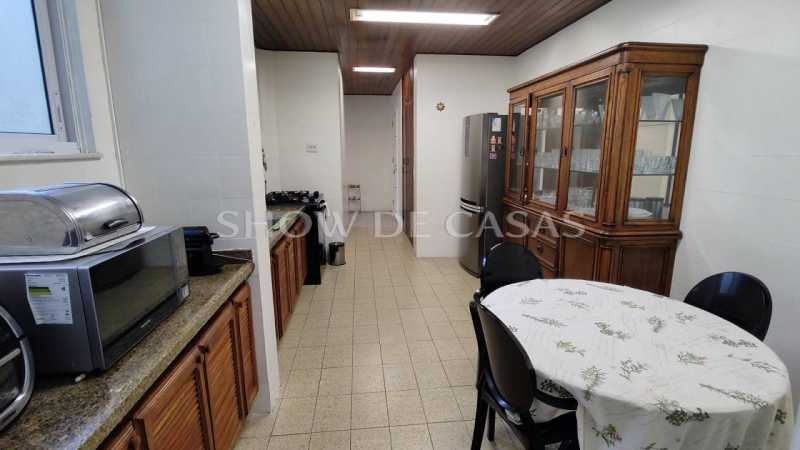 Apartamento à venda com 4 quartos, 230m² - Foto 19