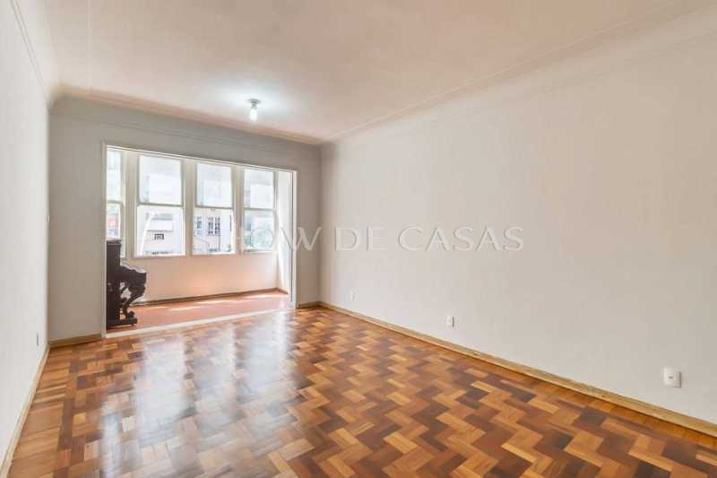 Apartamento à venda com 4 quartos, 231m² - Foto 6