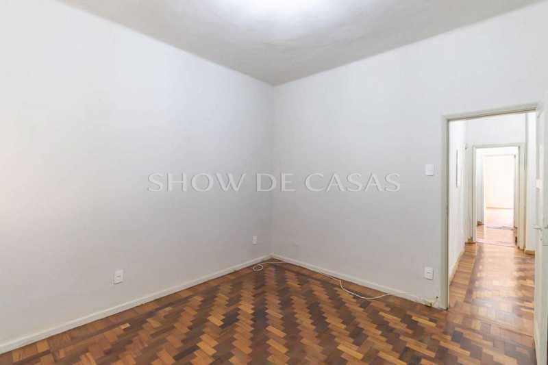 Apartamento à venda com 4 quartos, 231m² - Foto 8