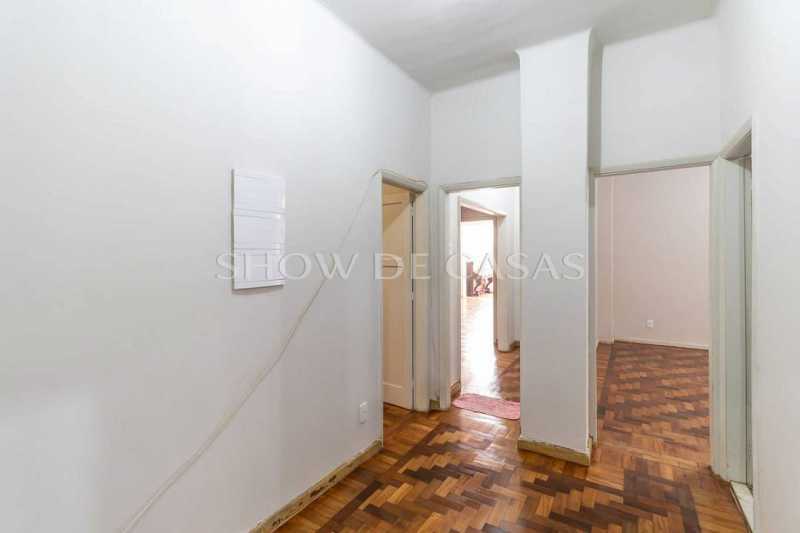 Apartamento à venda com 4 quartos, 231m² - Foto 21