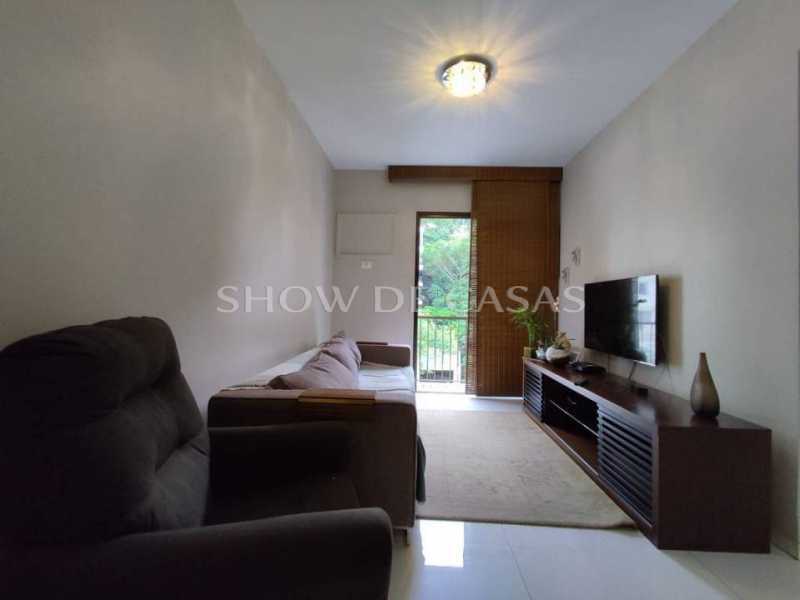 Apartamento à venda com 2 quartos, 79m² - Foto 2