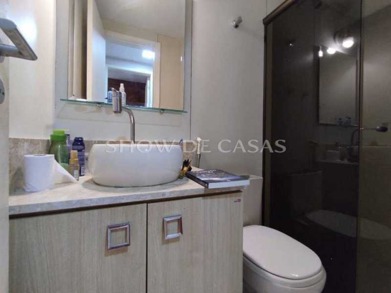 Apartamento à venda com 2 quartos, 79m² - Foto 13