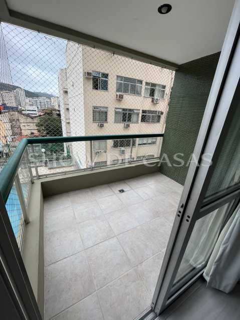 Apartamento à venda com 2 quartos, 76m² - Foto 10