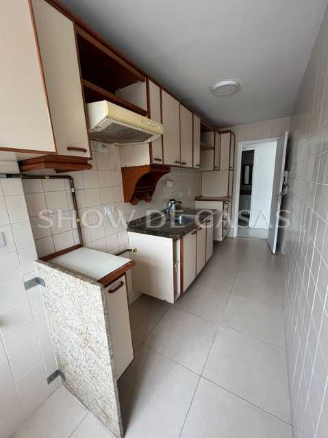 Apartamento à venda com 2 quartos, 76m² - Foto 15