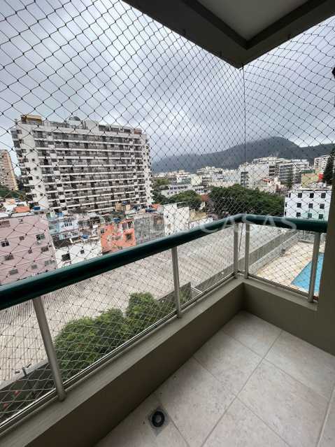 Apartamento à venda com 2 quartos, 76m² - Foto 4