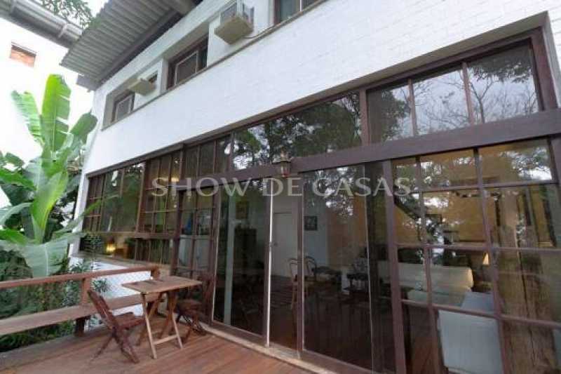 Casa à venda com 4 quartos, 260m² - Foto 8