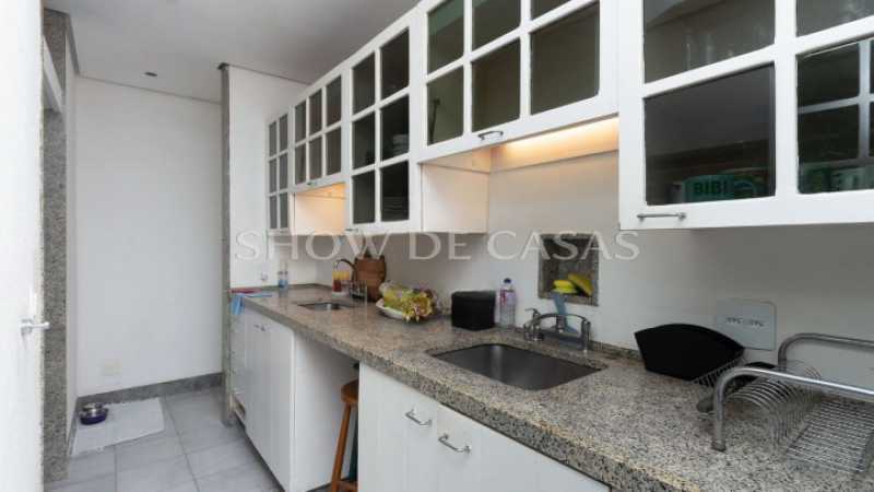 Casa à venda com 4 quartos, 260m² - Foto 26