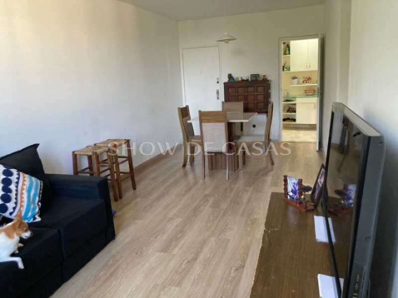 Apartamento à venda com 3 quartos, 94m² - Foto 2