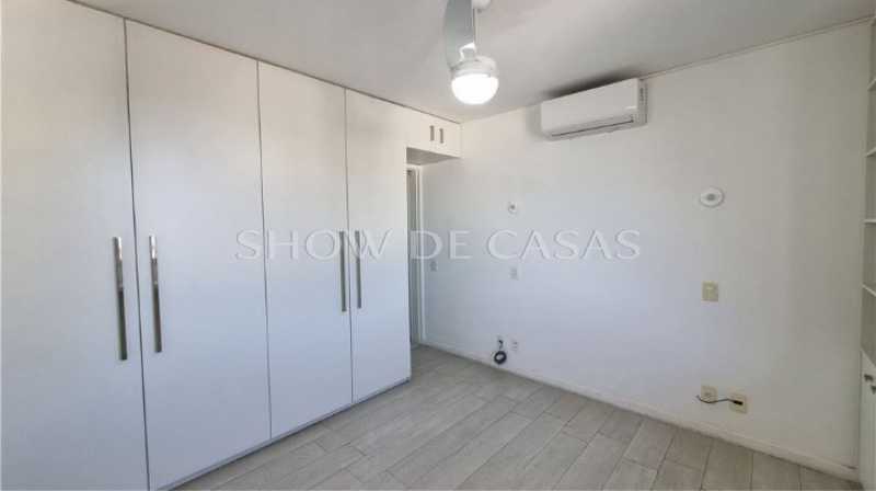 Cobertura à venda com 2 quartos, 106m² - Foto 13