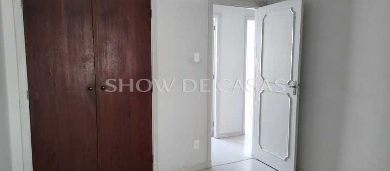 Apartamento à venda com 3 quartos, 130m² - Foto 12