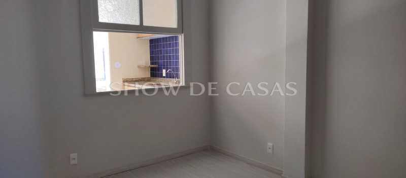 Apartamento à venda com 3 quartos, 130m² - Foto 11