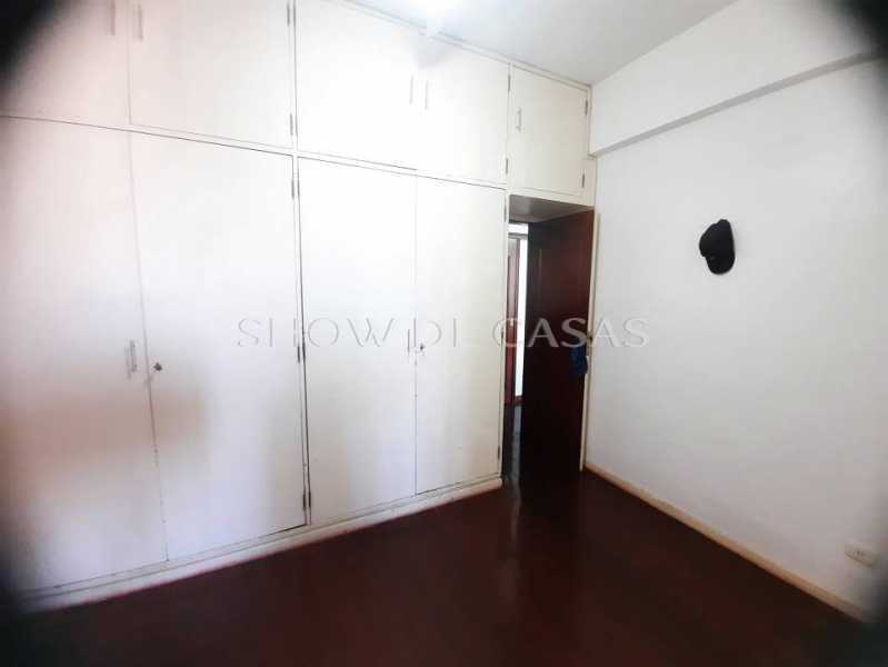 Apartamento à venda com 2 quartos, 68m² - Foto 13