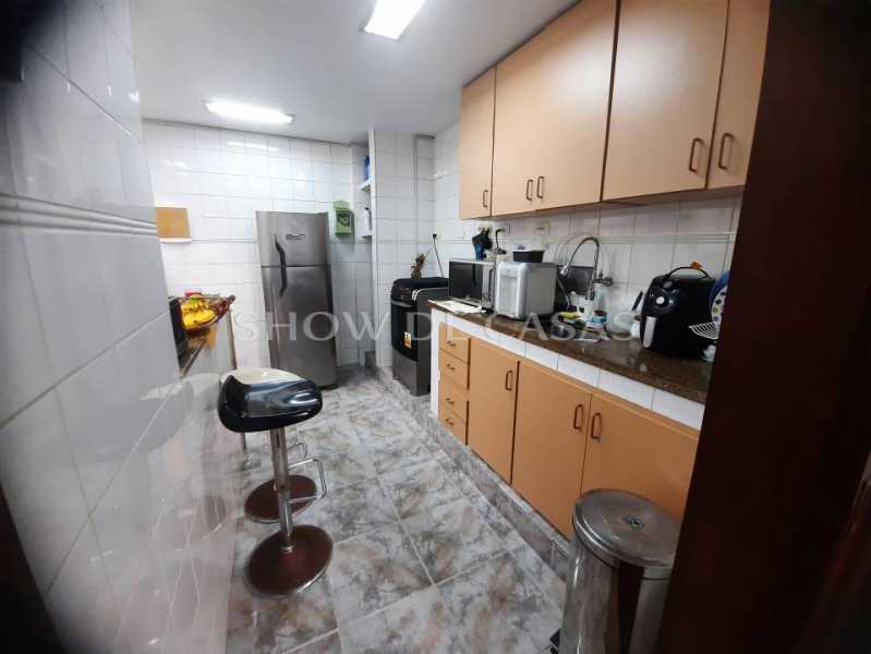 Apartamento à venda com 2 quartos, 68m² - Foto 14