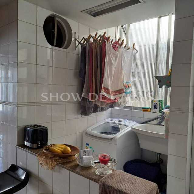 Apartamento à venda com 2 quartos, 68m² - Foto 19