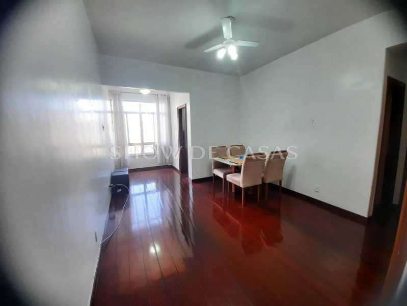 Apartamento à venda com 2 quartos, 68m² - Foto 3