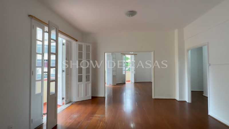 Apartamento à venda com 3 quartos, 150m² - Foto 5